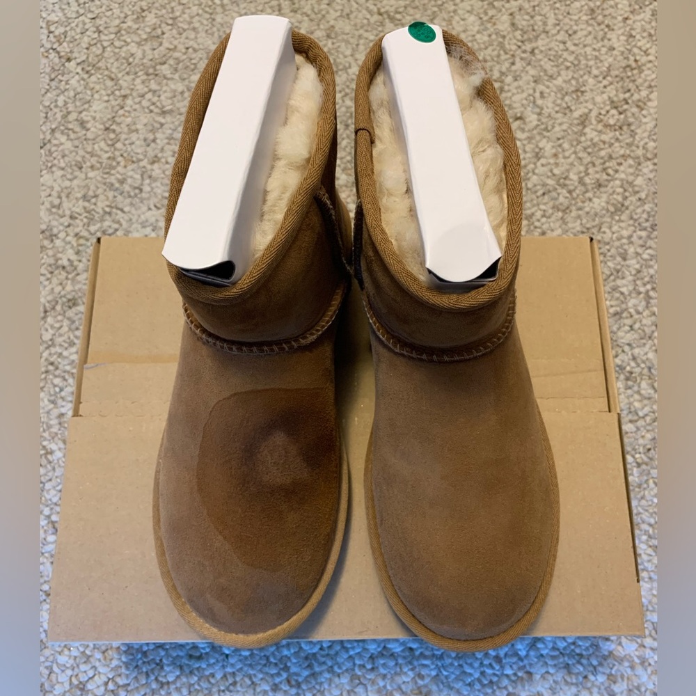 WOMAN UGG CLASSIC MINI REGENERATE